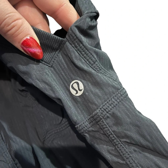 Lululemon Dance Studio Crop Pants Black Drawstring Women's Size 6 - Picture 3 of 4